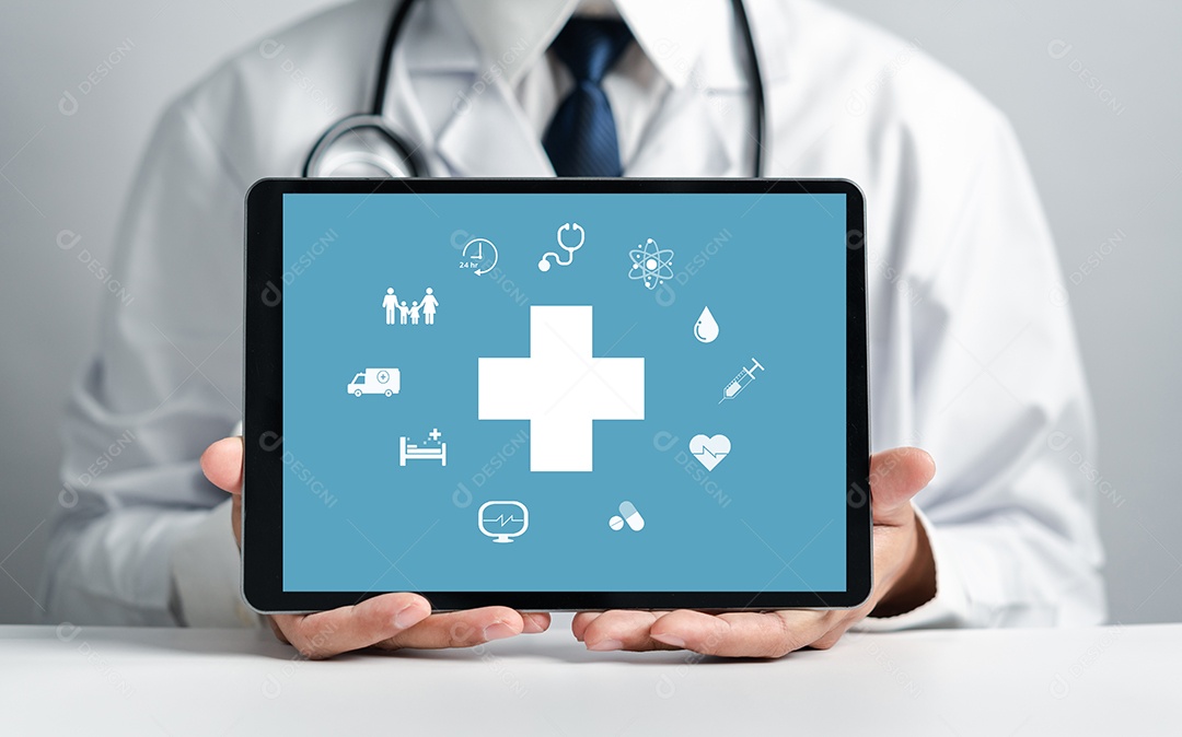 Médico de jaleco branco mostrando sinal de mais para o conceito de símbolo de seguro de saúde de garantia