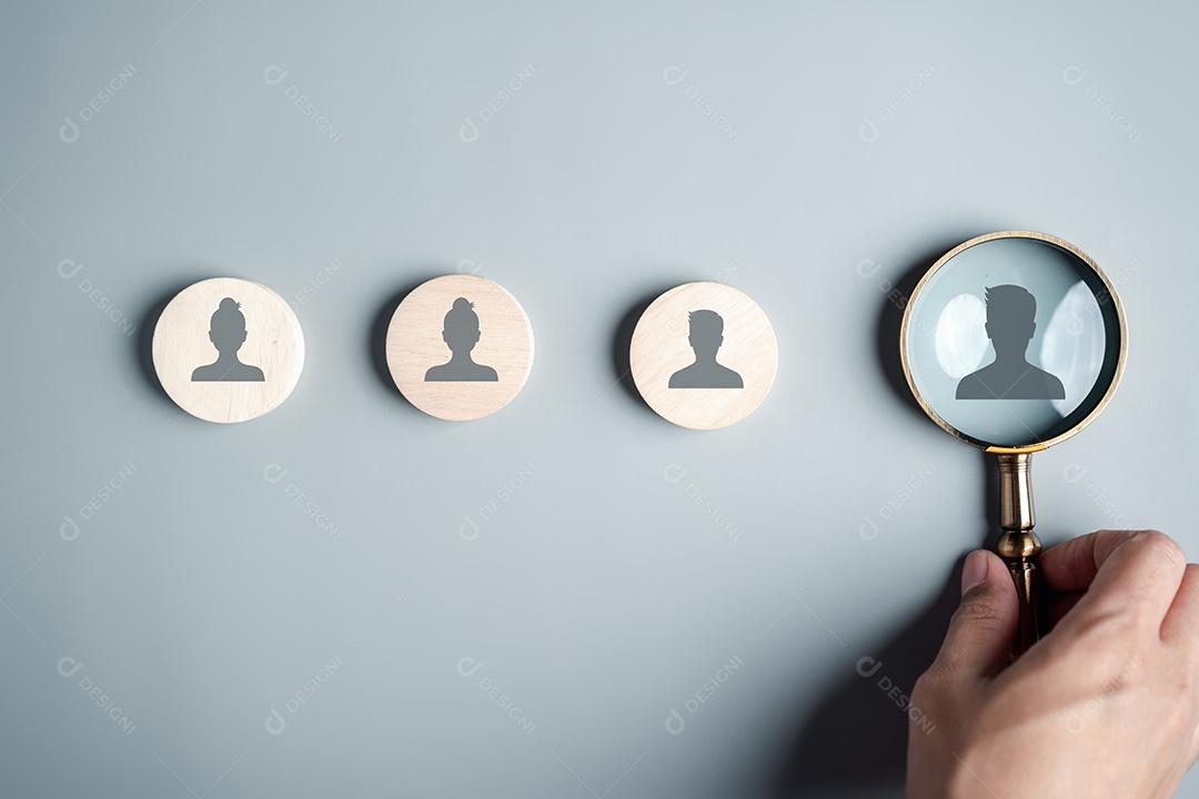 Nova carreira seletiva, recrutamento, estrutura organizacional eficaz, treinamento, contratação, desempenho.