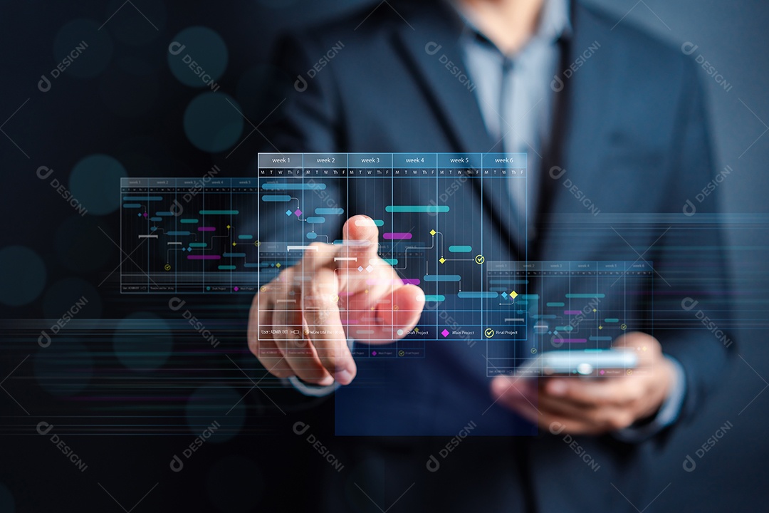 Analista trabalhando com computador em Business Analytics