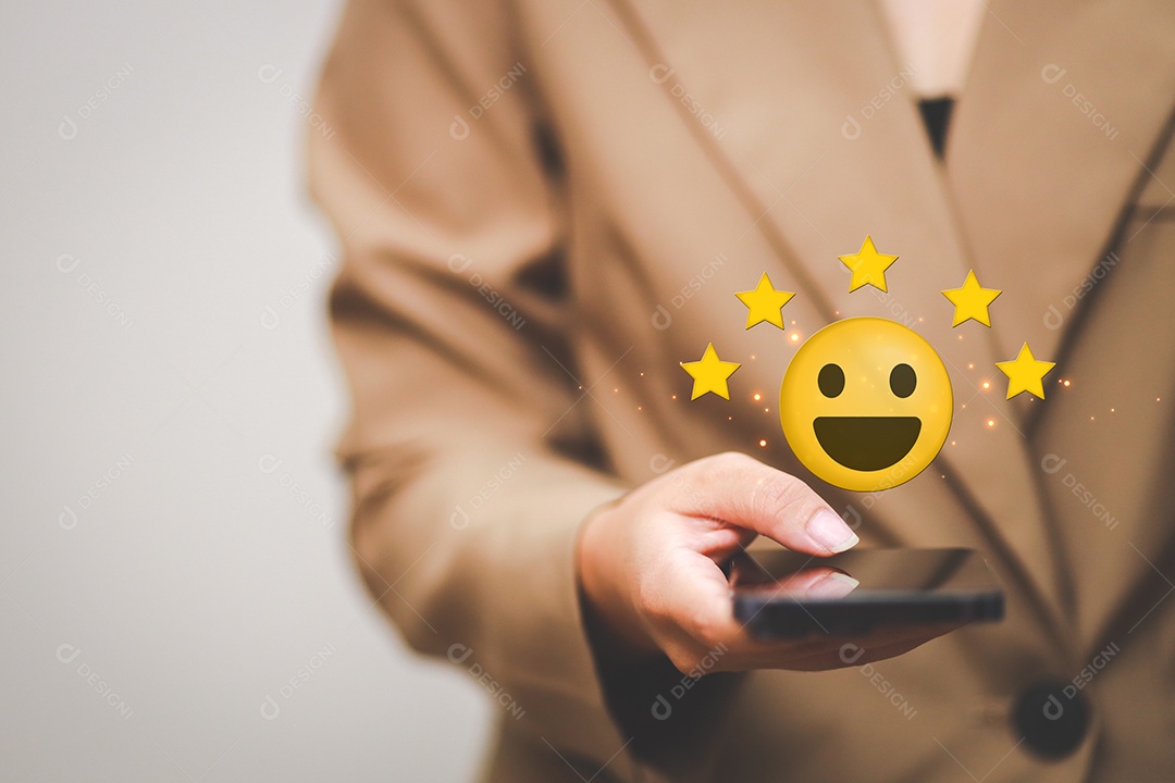 Satisfação urgente do cliente com o ícone de feedback de classificação de cinco estrelas