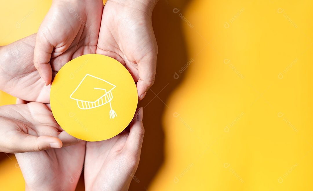 Conceito de formatura. Aprender e educar