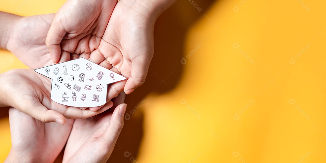 Conceito de formatura. Aprender educar, estudar conhecimento para ideias