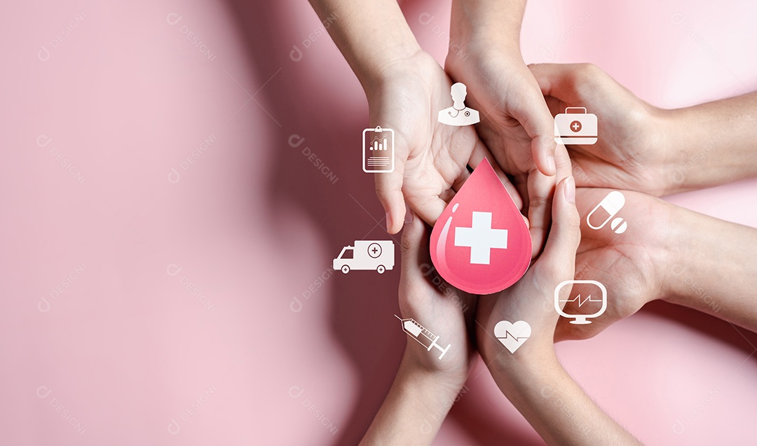 Mãos segurando corte de papel de gota de sangue, dia mundial do doador de sangue