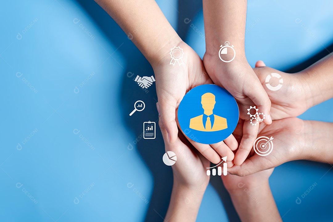 ícone do gerente que está entre os ícones da equipe para liderança de recrutamento