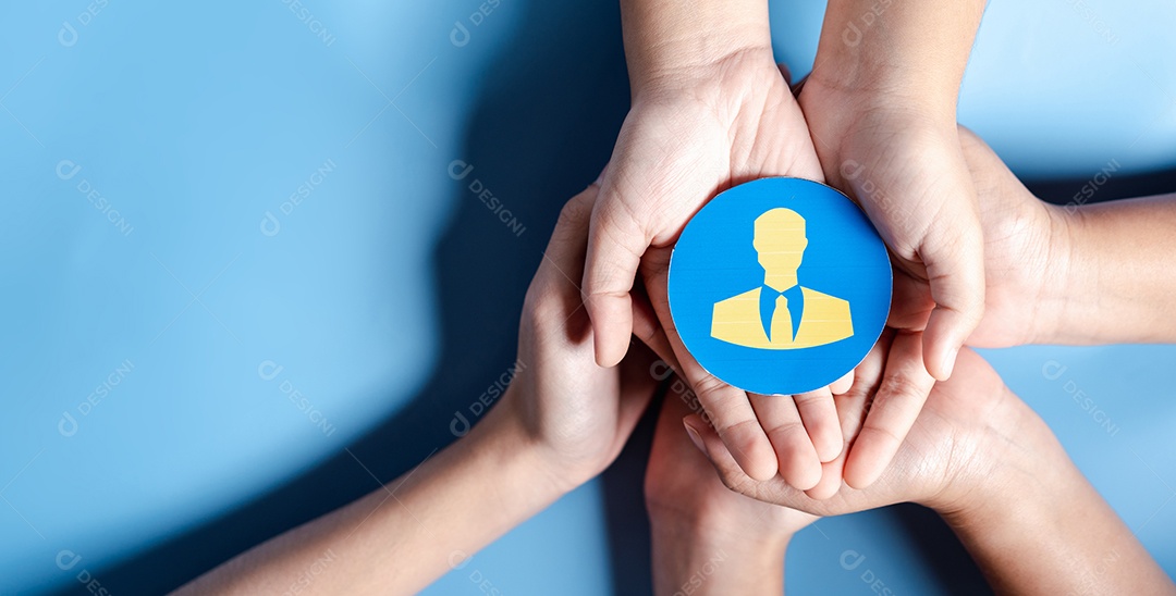 Management, ícone do gerente que está entre os ícones da equipe para liderança de recrutamento