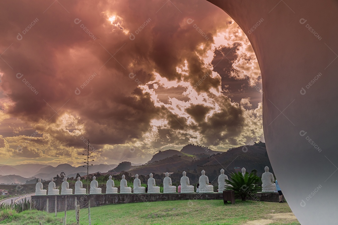 Segunda maior estátua de Buda do mundo. Localizado em Ibiraçu no estado do Espírito Santo, Brasil. Ponto turístico.