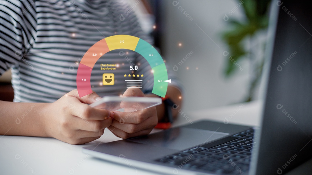 O cliente pode avaliar a qualidade do serviço levando ao ranking de reputação do negócio.