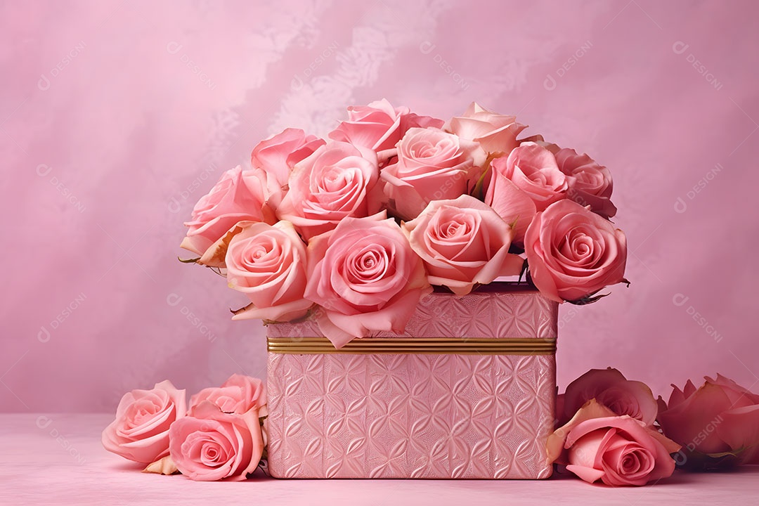 Caixa de presente ao lado de linda flores sobre fundo isolado