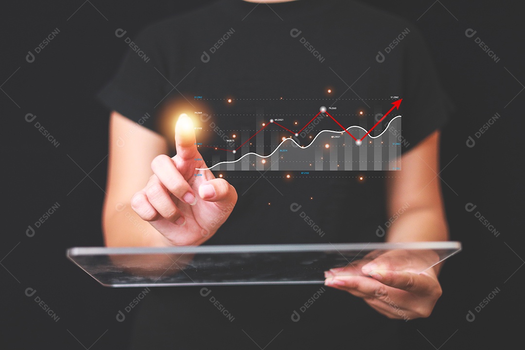 A análise de dados relata a estratégia de negócios, ferramentas de gerenciamento, indicador do mercado de ações