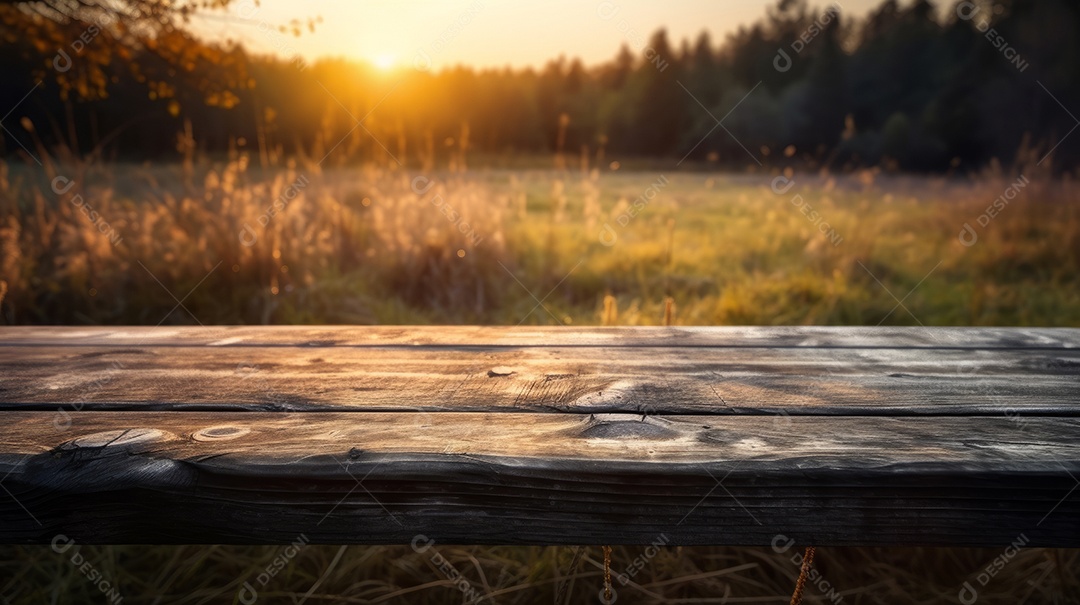 Mesa de madeira vazia fundo desfocado.