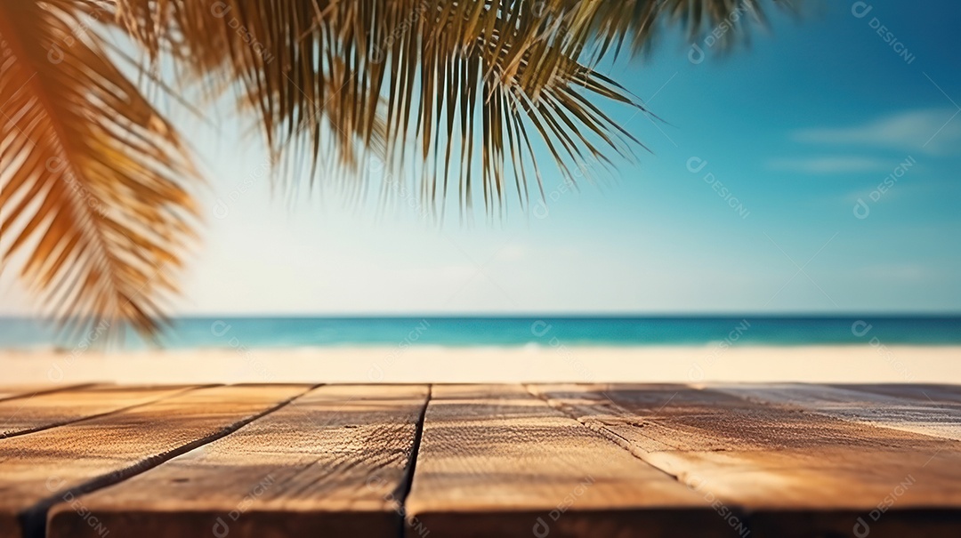 Mesa de madeira vazia fundo desfocado.