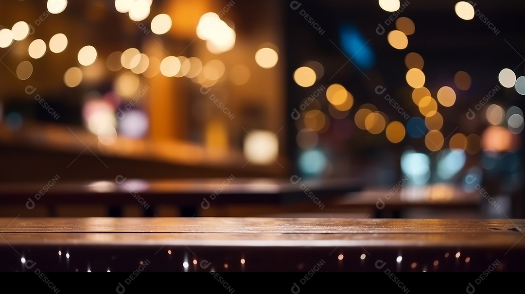 Mesa de madeira vazia fundo desfocado.