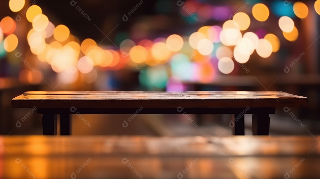 Mesa de madeira vazia fundo desfocado.