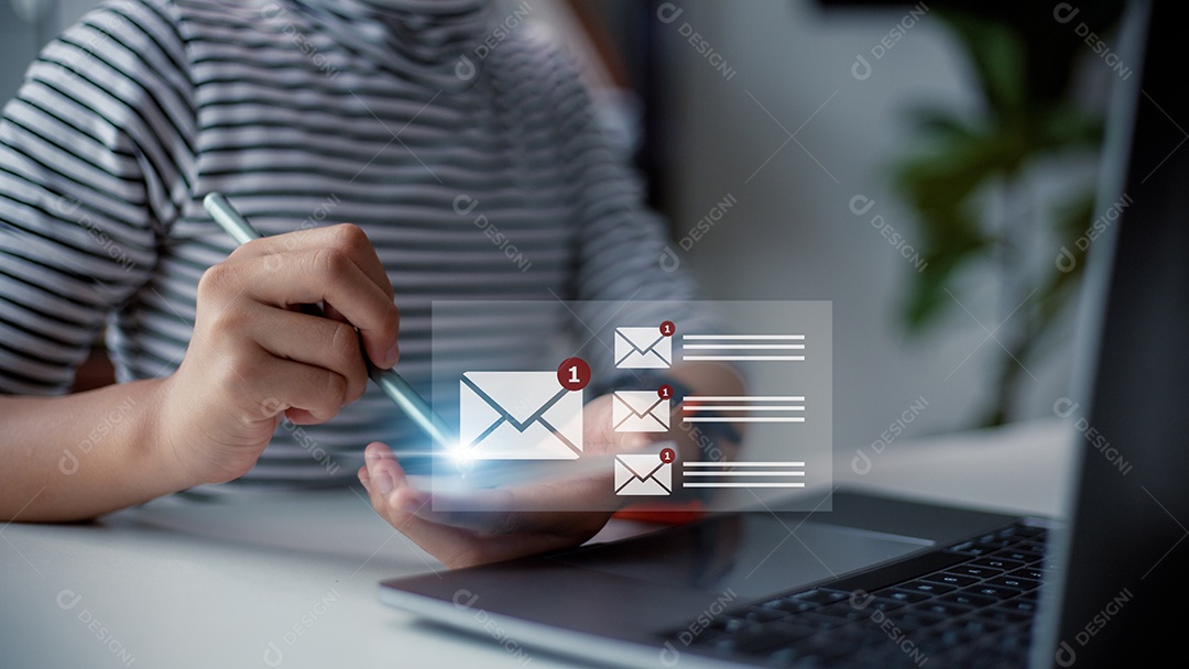 Novo conceito de notificação por e-mail para comunicação por e-mail comercial e marketing digital.