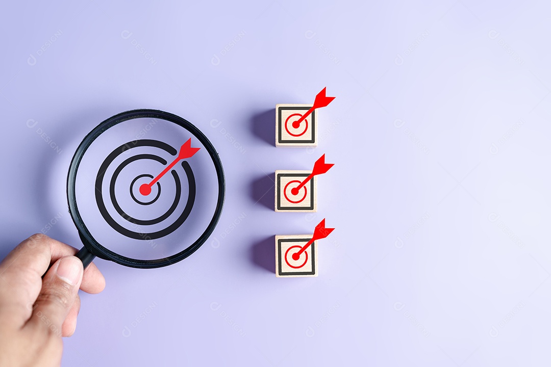 Lista de verificação Gerenciamento de qualidade com garantia de qualidade ou QA e controle de qualidade ou QC e melhoria.