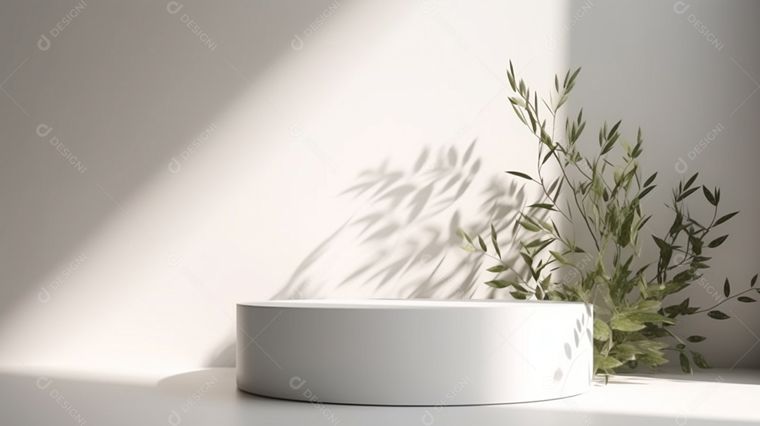 Pódio em branco com fundo claro minimalista com verde planta