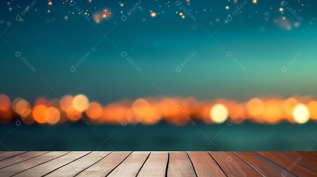 Mesa de madeira com desfoque bokeh luz mar e céu na praia Verão a estação mais quente.
