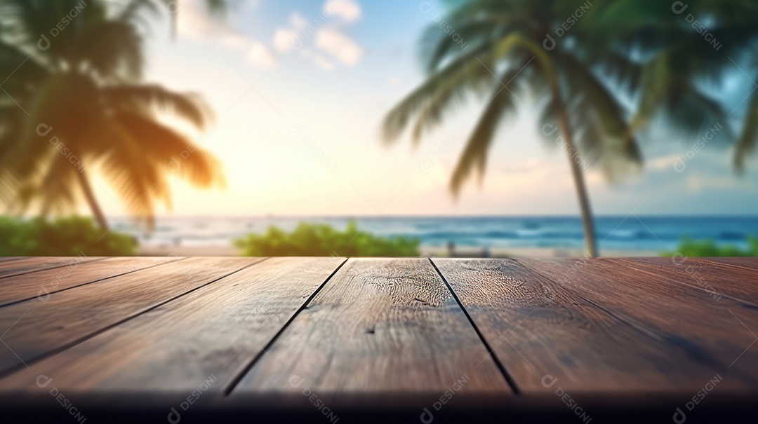 Mesa de madeira com desfoque bokeh luz mar e céu na praia Verão a estação mais quente.
