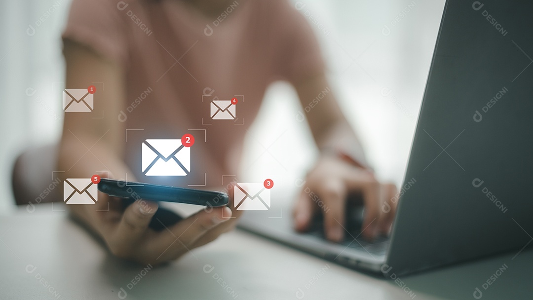 Novo conceito de notificação por e-mail para comunicação por e-mail comercial e marketing digital.