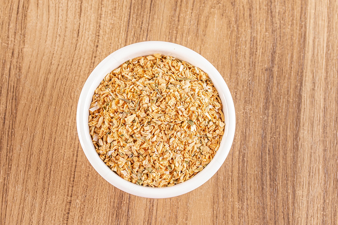 Tigela com tempero mix para feijão