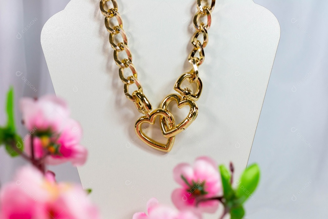 Colar dois corações dourados