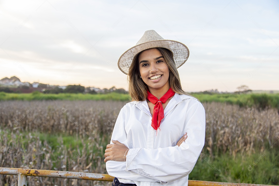 Mulher jovem garota agricultora