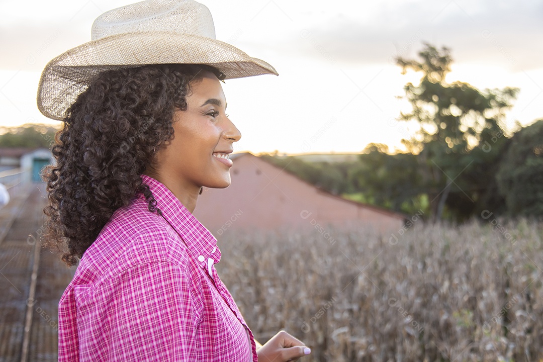 Mulher jovem garota agricultora