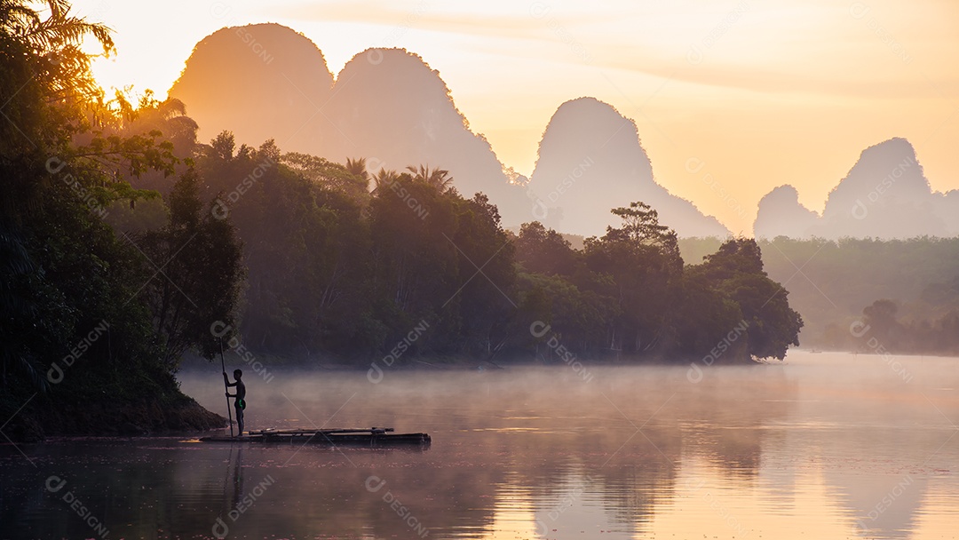 Paisagem Natureza Vista do Lago Nong Thale em Krabi Tailândia