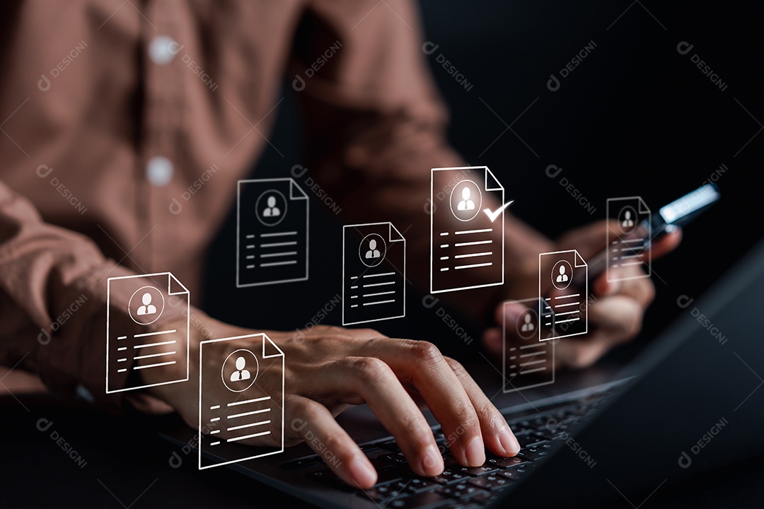 CRM ou conceito de gerenciamento de relacionamento com o cliente.