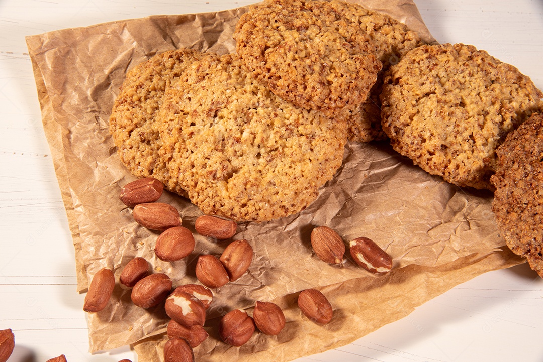 Pilha de biscoitos de manteiga de amendoim. Sobremesa americana tradicional, lanche nutritivo, sobremesa ou café da manhã.