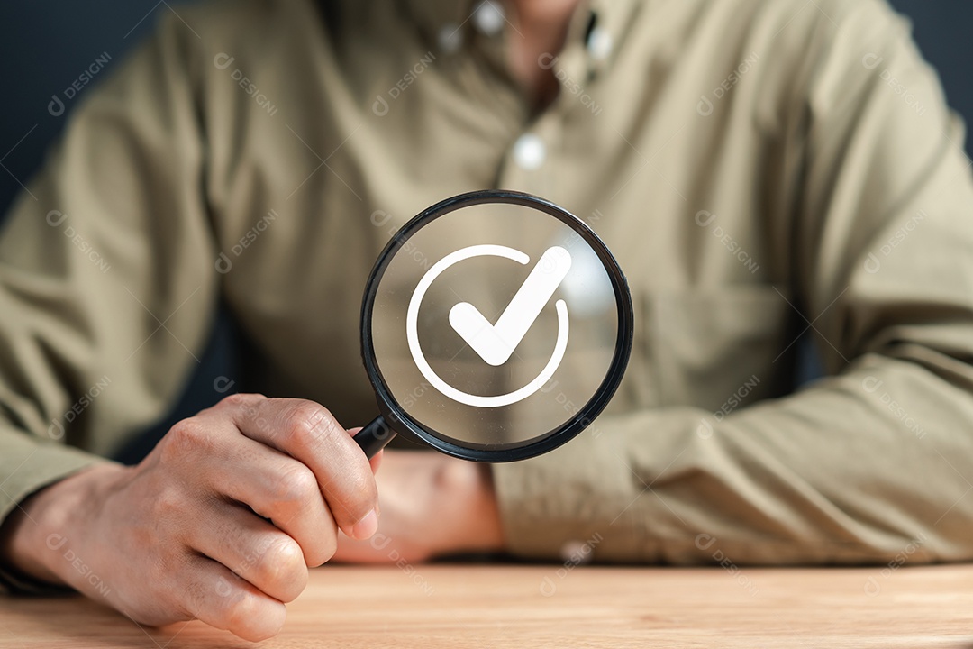 Lista de verificação Gerenciamento de qualidade com garantia de qualidade ou QA e controle de qualidade ou QC e melhoria.