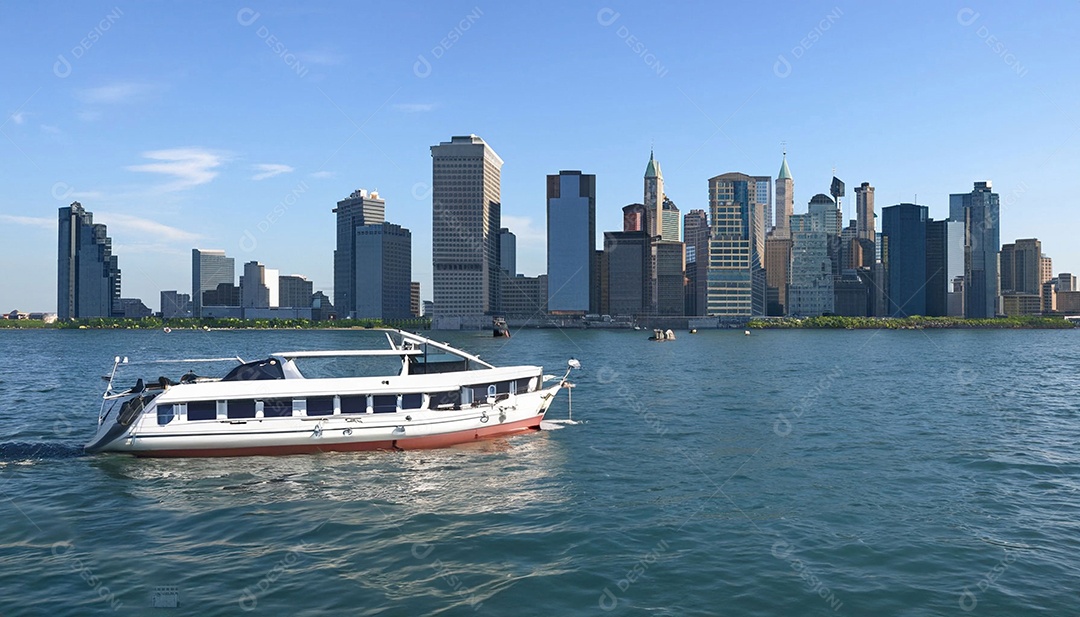 Barco no mar fundo de prédios