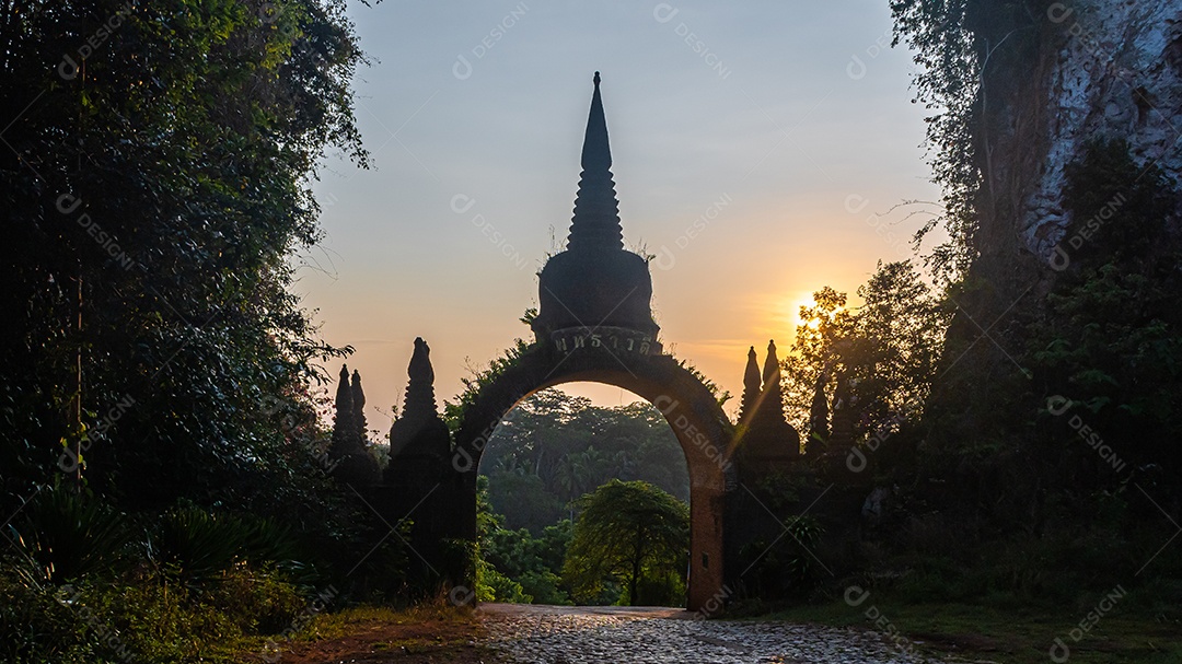 Paisagem Natureza Vista do Lago Nong Thale em Krabi Tailândia