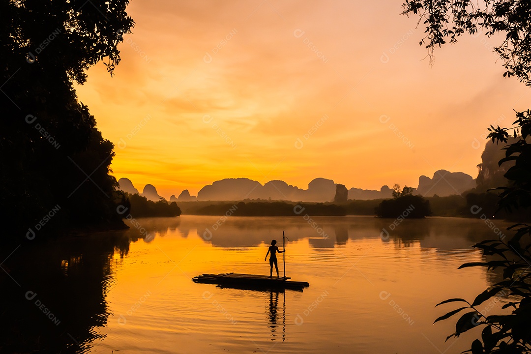 Paisagem Natureza Vista do Lago Nong Thale em Krabi Tailândia