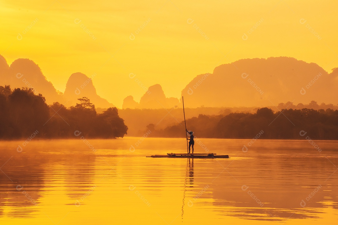 Paisagem Natureza Vista do Lago Nong Thale em Krabi Tailândia