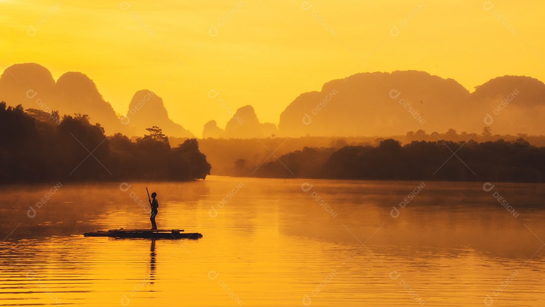 Paisagem Natureza Vista do Lago Nong Thale em Krabi Tailândia