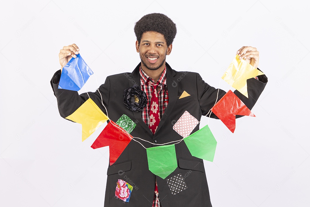 Homem com trajes de festa junina