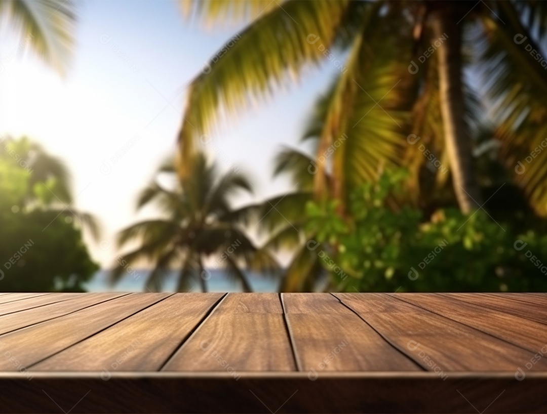 Tampo de madeira sobre fundo de vários coqueiros.