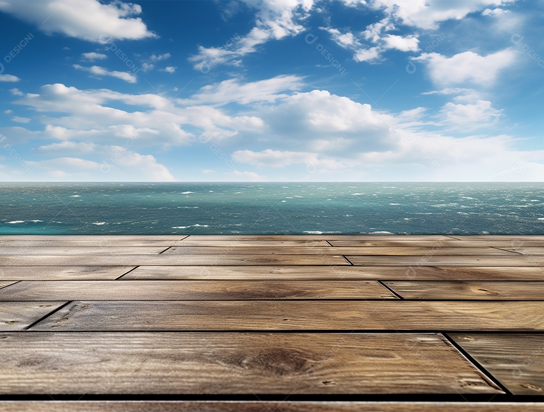 Tampo de madeira sobre fundo de um mar azul.