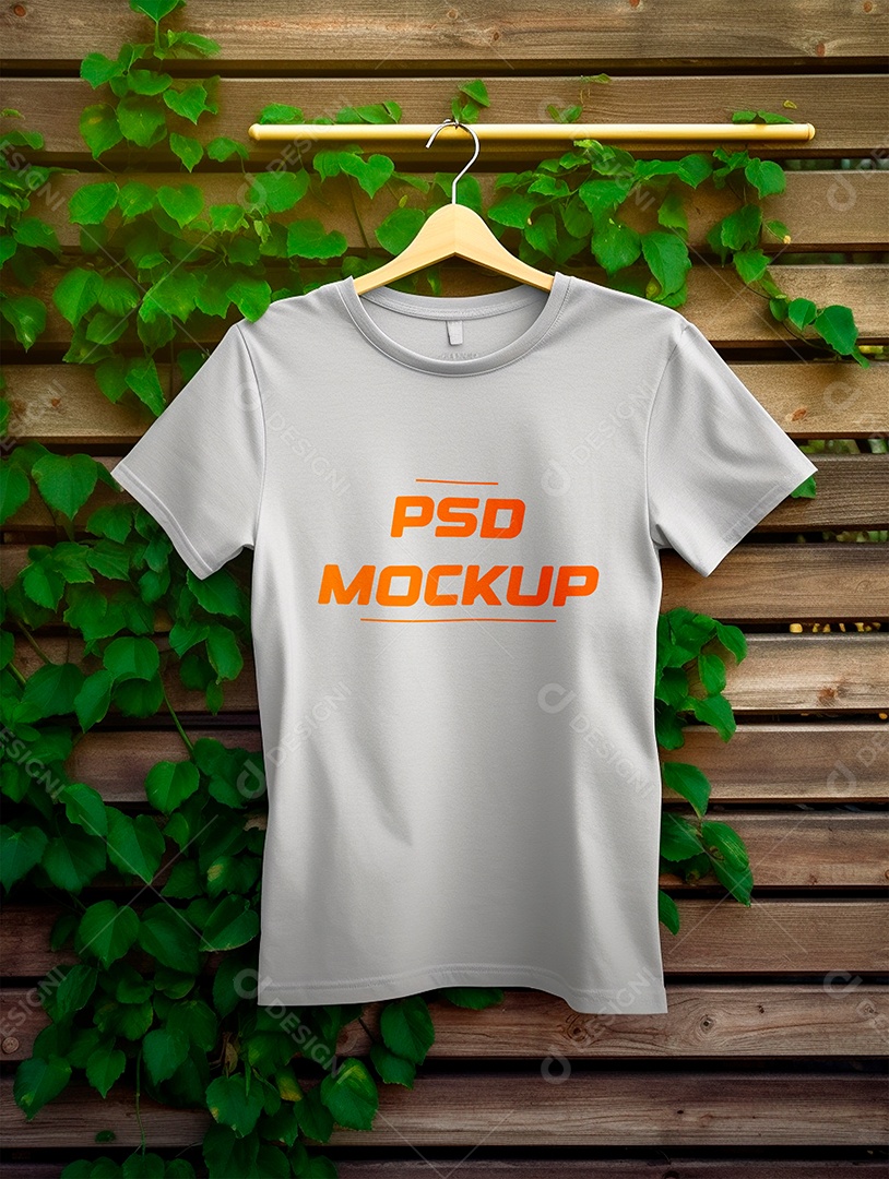 Camiseta Mockup Cinza No Cabide PSD Editável