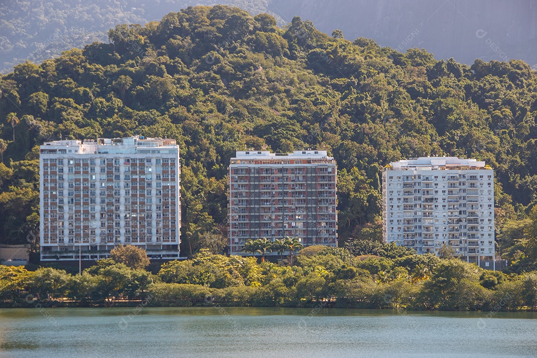 Vista da lagoa rodrigo de freitas no Rio de Janeiro Brasil.