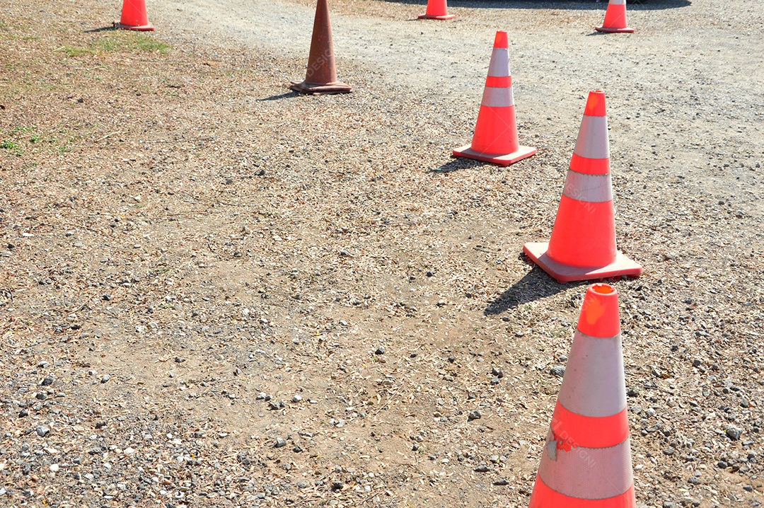 Cone vermelho para sinalização