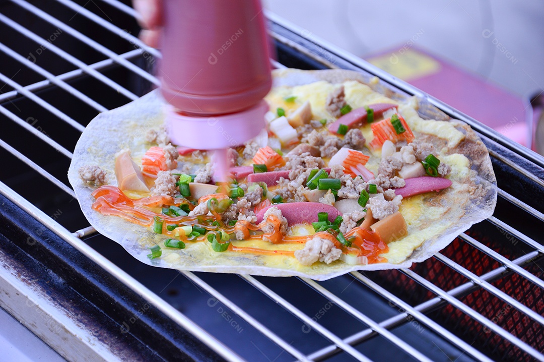 Deliciosa pizza típica do Vietnã