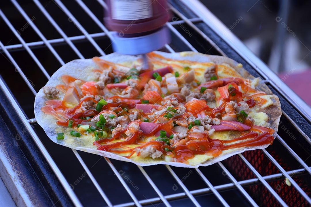 Deliciosa pizza típica do Vietnã