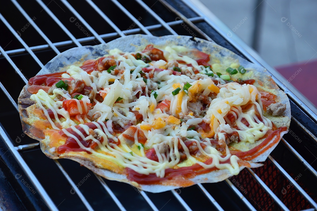 Deliciosa pizza típica do Vietnã