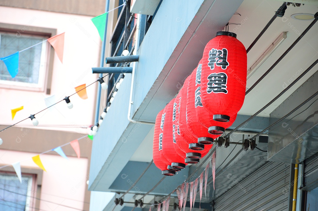 Lanternas japonesas vermelhas