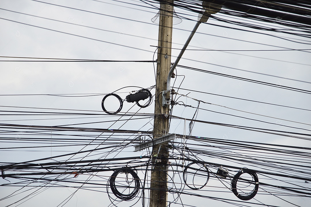 Vista de uma fiação elétrica