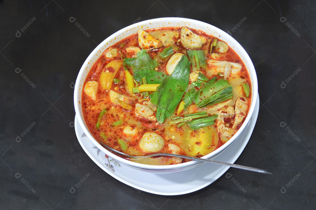 Tigela com deliciosa sopa