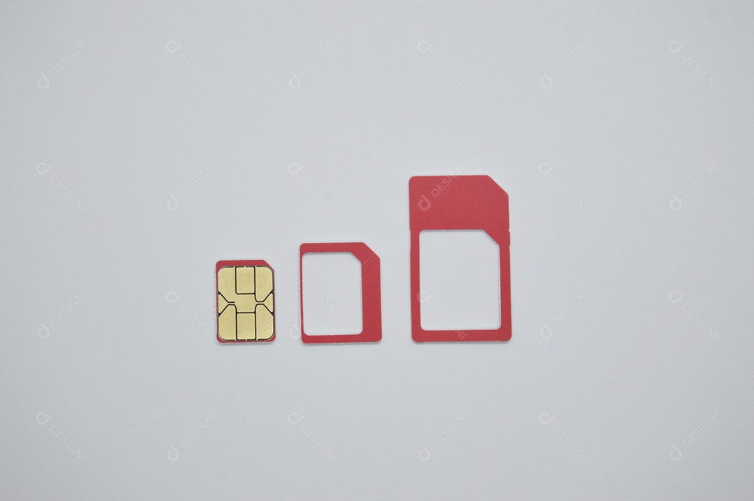 Peças de micro sim em fundo branco