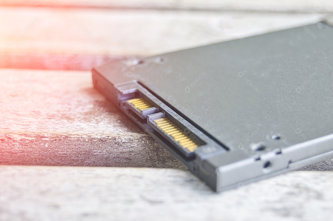 O disco SSD do laptop é uma tecnologia moderna. amplamente utilizado